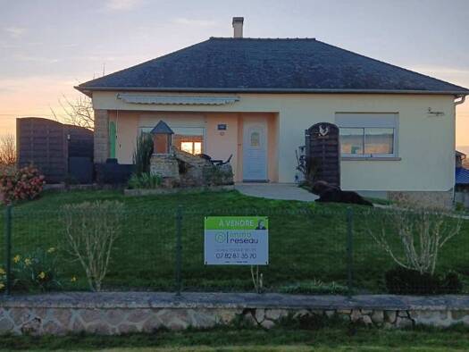 Maison à vendre 144 000 € 6 pièces 4 chambres 110 m² 6 500 m² de terrain Désertines 53190