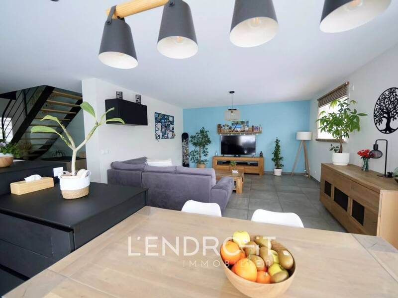 Maison à vendre, 118m², VILLAZ