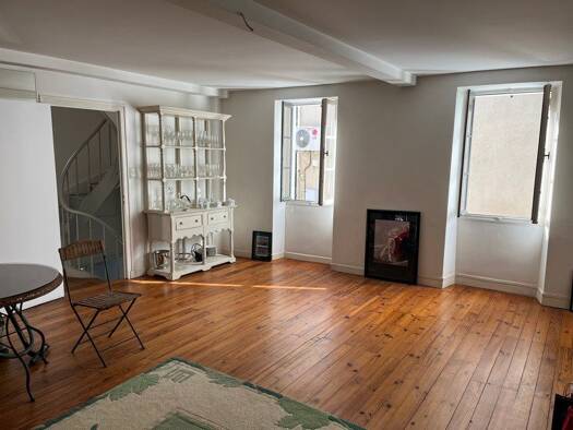 Immeuble à vendre 420 000 € 234 m² Saint-Sever 40500