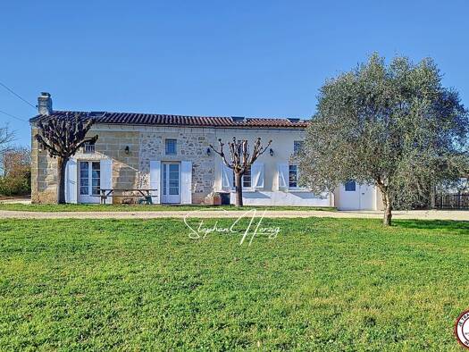 Maison à vendre 450 000 € 8 pièces 5 chambres 188 m² 2 692 m² de terrain Genissac 33420