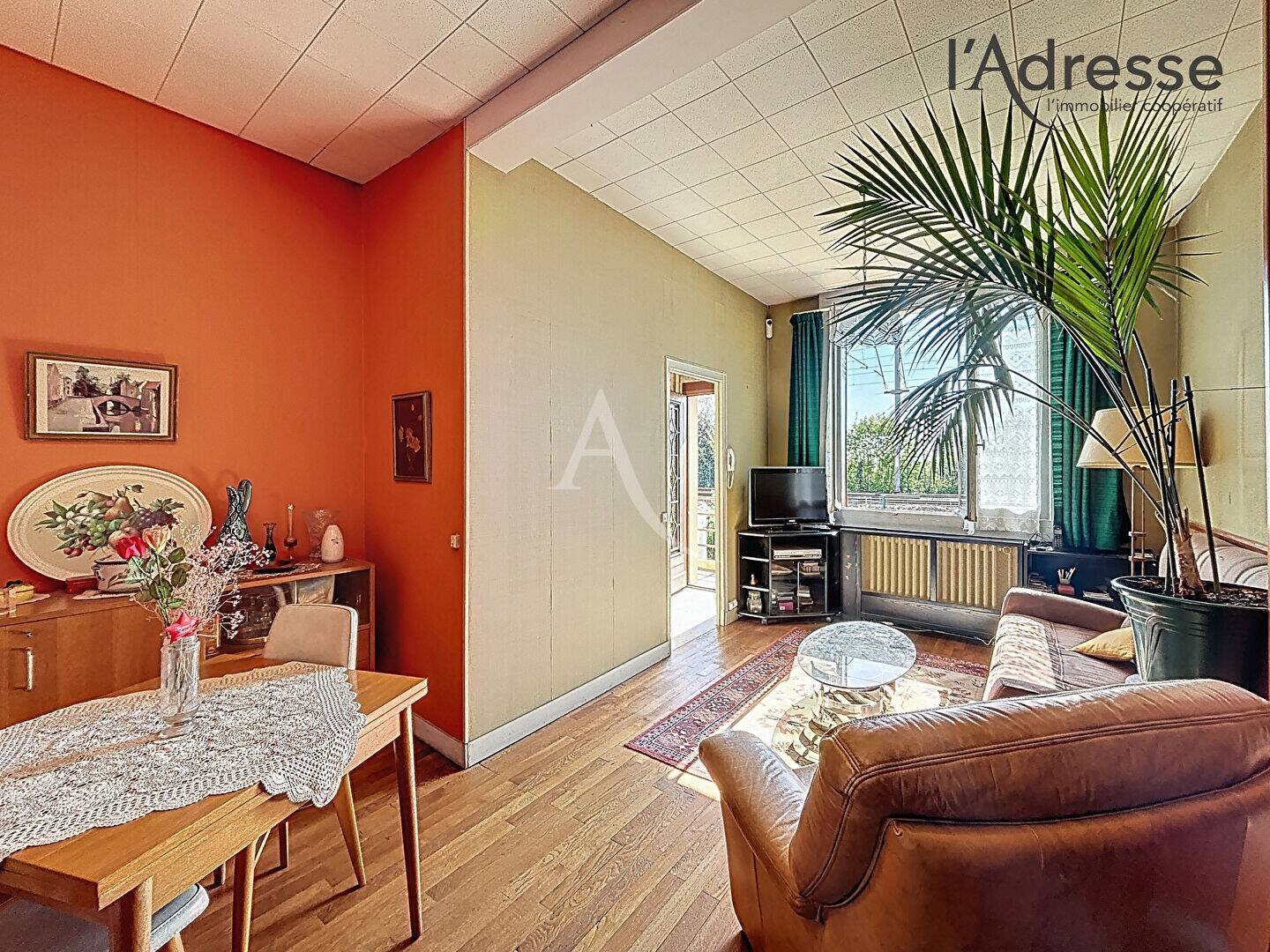 Maison à vendre, 110m², SURESNES