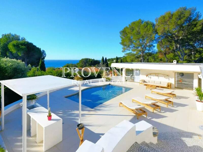 Maison à louer, 400m², CASSIS