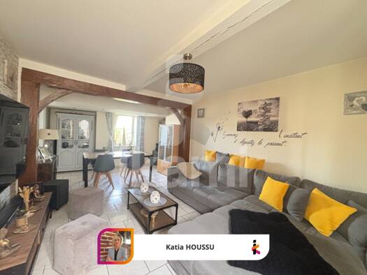 Maison de plain-pied à vendre 142 000 € 5 pièces 3 chambres 103 m² 340 m² de terrain Aubigny-sur-Nère 18700