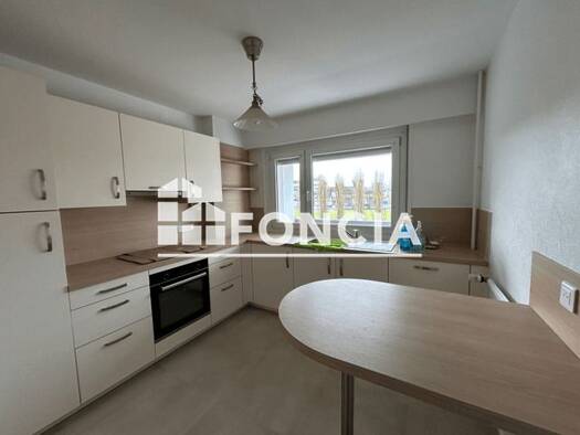 Appartement à louer 1 010 € 5 pièces 4 chambres 99,9 m² Étage 3/7 Cité Malleray-Les Jardins-Bords de Sarre Sarrebourg 57400