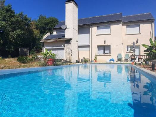 Maison à vendre 219 000 € 5 pièces 4 chambres 112 m² 2 500 m² de terrain Saint-André-de-Najac 12270