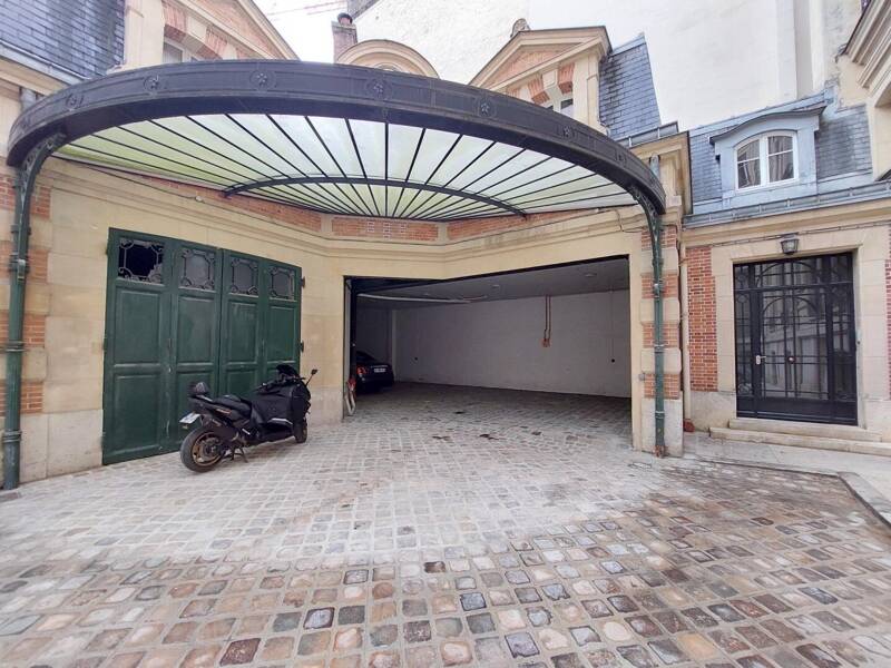 Maison à louer, 270m², PARIS 8E