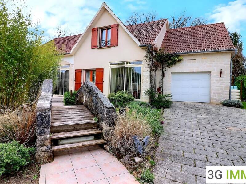 Maison à vendre, 209m², VERNEUIL EN HALATTE