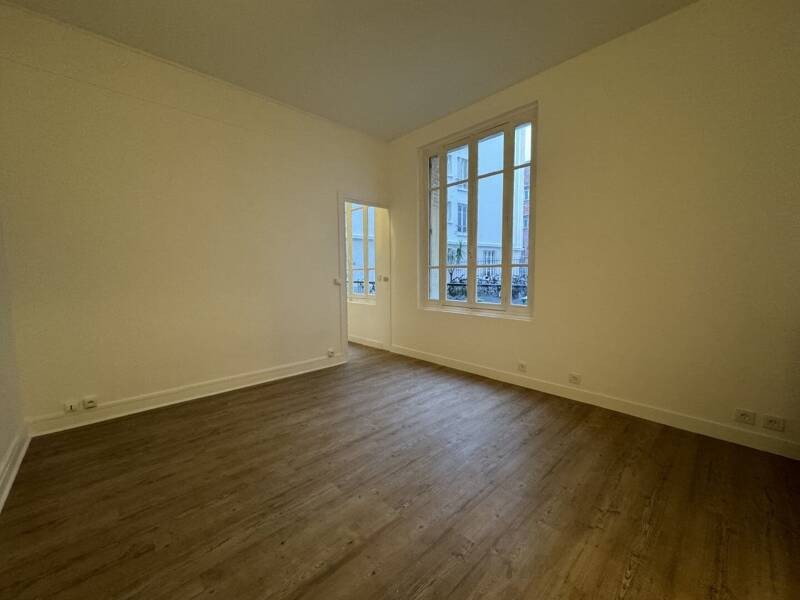 Maison à louer, 36m², PARIS 18E
