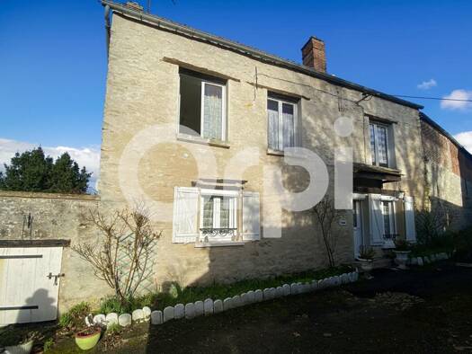 Duplex à vendre 135 000 € 4 pièces 2 chambres 73,5 m² Étage 1/2 Mont-l'Évêque 60300