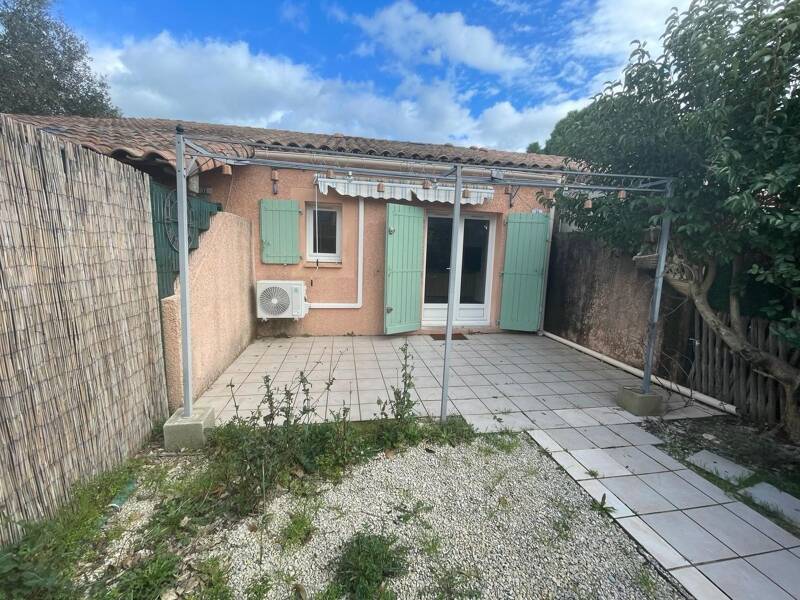 Maison à louer, 28m², EYGUIERES