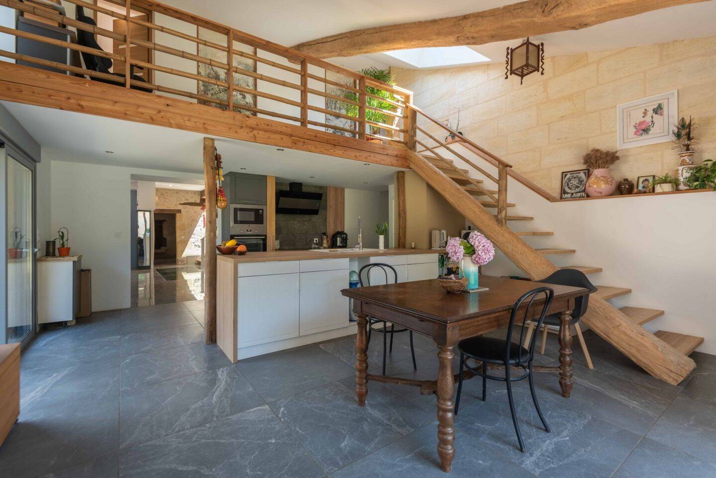 Maison à vendre, 299m², SAINT CAPRAIS DE BORDEAUX