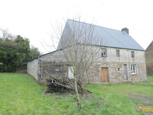 Maison à vendre 76 000 € 2 pièces 1 chambre 134 m² Le Teilleul 50640