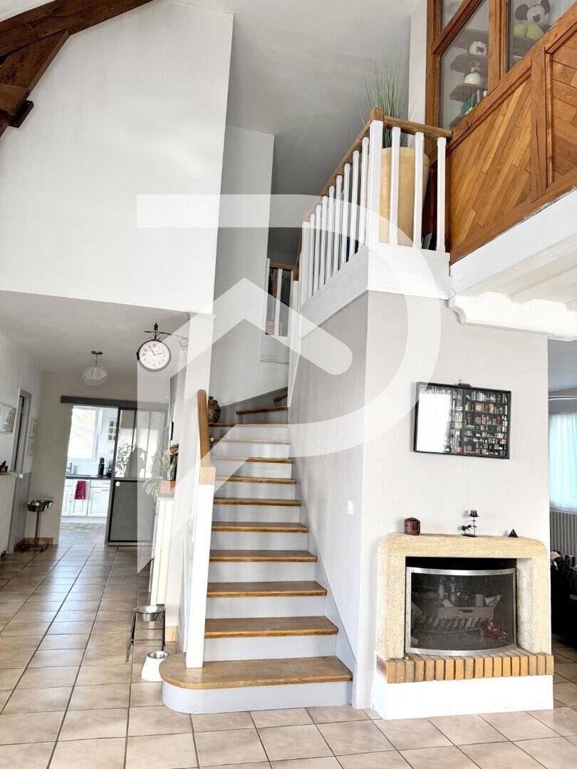 Maison à vendre, 194m², MONTIGNY LES CORMEILLES