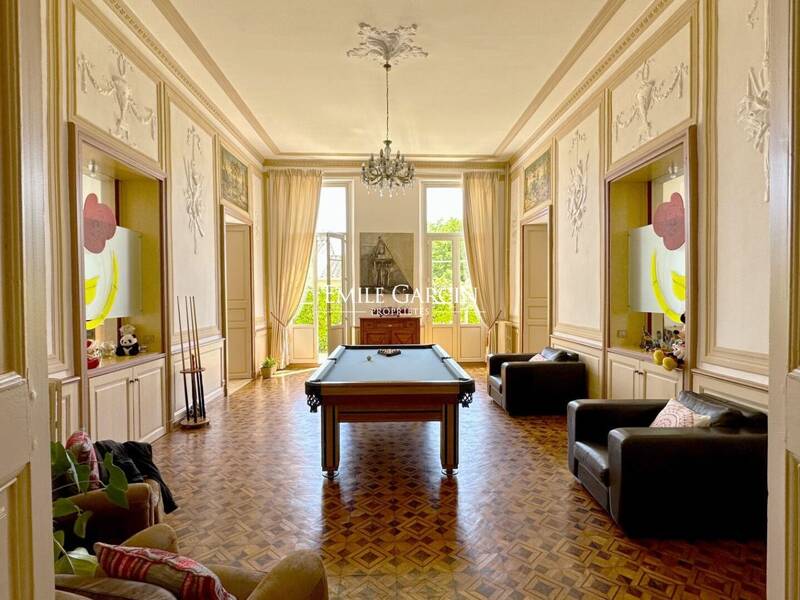 Maison à vendre, 450m², MARSEILLE 12E