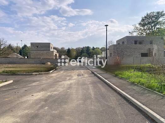 Terrain constructible viabilisé à vendre 60 000 € 750 m² de terrain Villemandeur 45700