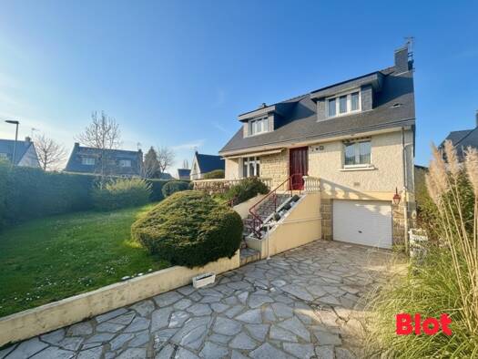 Maison à vendre 267 750 € 4 pièces 3 chambres 118 m² 580 m² de terrain Chartres-de-Bretagne 35131