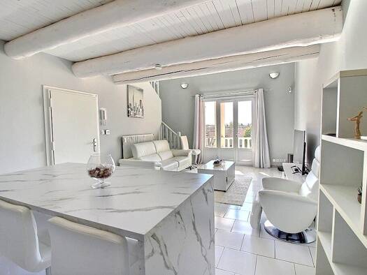 Appartement à vendre 249 000 € 5 pièces 4 chambres 112 m² 1er étage Ouest Monteux 84170
