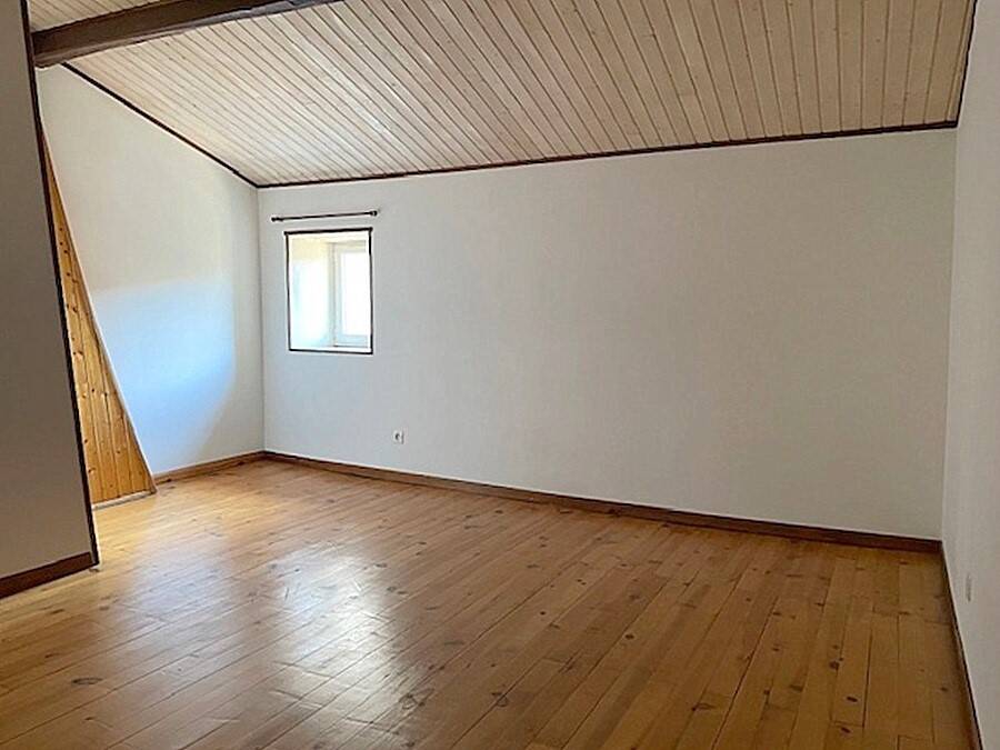 Maison à vendre, 76m², SURGERES