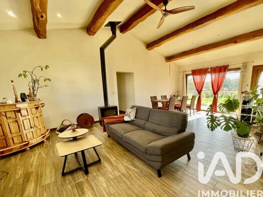 Maison de plain-pied à vendre 275 000 € 5 pièces 3 chambres 113 m² 1 300 m² de terrain Méjannes-le-Clap 30430