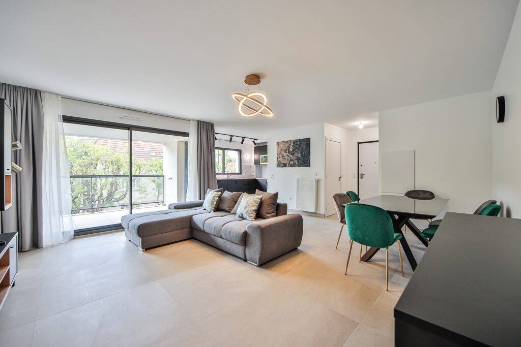 Maison à louer, 92m², SAINT MAUR DES FOSSES