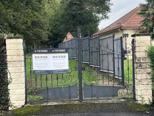 Terrain constructible à vendre 65 000 € 1 755 m² de terrain Le Reste de Feytiat Feytiat 87220