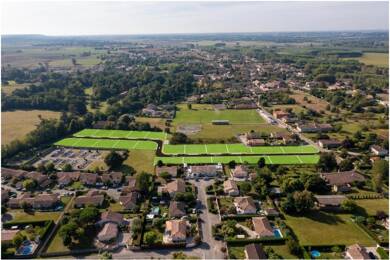 Terrain constructible à vendre 61 000 € 577 m² de terrain Finhan 82700