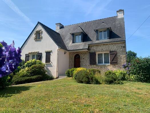 Maison à vendre 360 468 € 5 pièces 4 chambres 141 m² 1 400 m² de terrain Est Pluvigner 56330