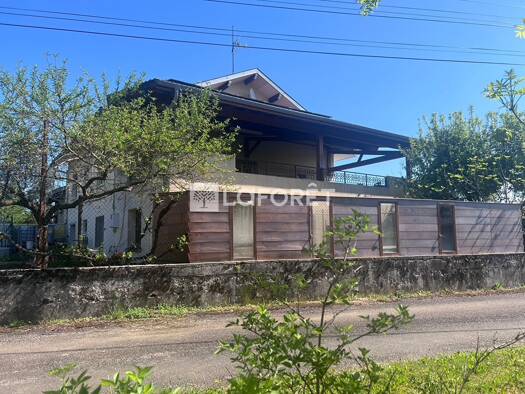 Maison à vendre 240 000 € 10 pièces 5 chambres 196 m² 1 404 m² de terrain Marigna-sur-Valouse 39240