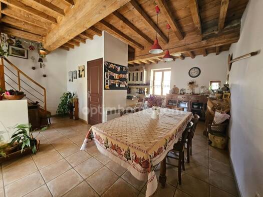 Maison de ville à vendre 435 000 € 7 pièces 5 chambres 130 m² 215 m² de terrain Montanay 69250