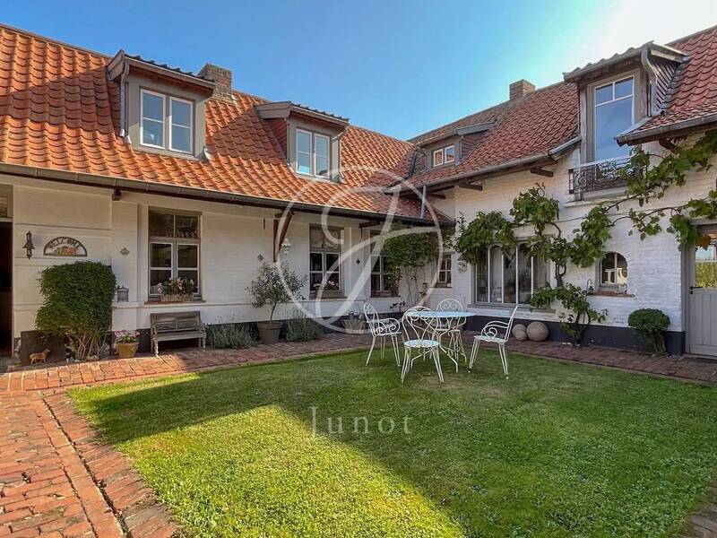 Maison à vendre, 280m², TOURMIGNIES