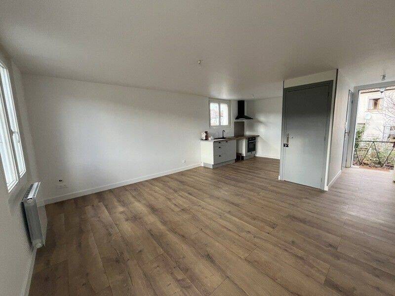 Maison à louer, 64m², LIVINHAC LE HAUT