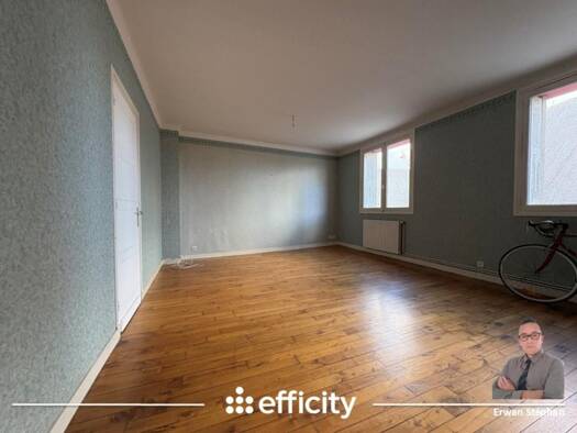 Appartement à vendre 130 000 € 3 pièces 2 chambres 78 m² Étage 1/2 Centre Caudan 56850