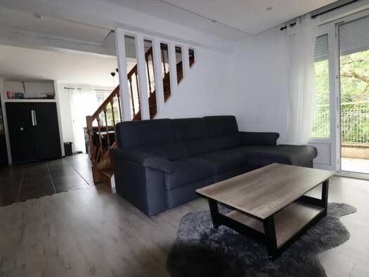 Maison jumelée à vendre 230 000 € 4 pièces 3 chambres 164 m² 350 m² de terrain Peripherie La Ricamarie 42150