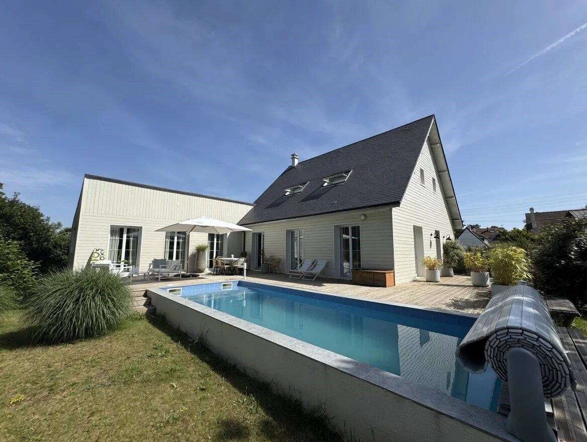 Maison à vendre, 190m², MERVILLE FRANCEVILLE PLAGE