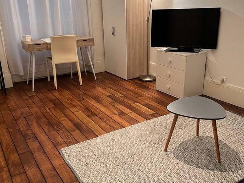 Maison à louer, 26m², PARIS 17E