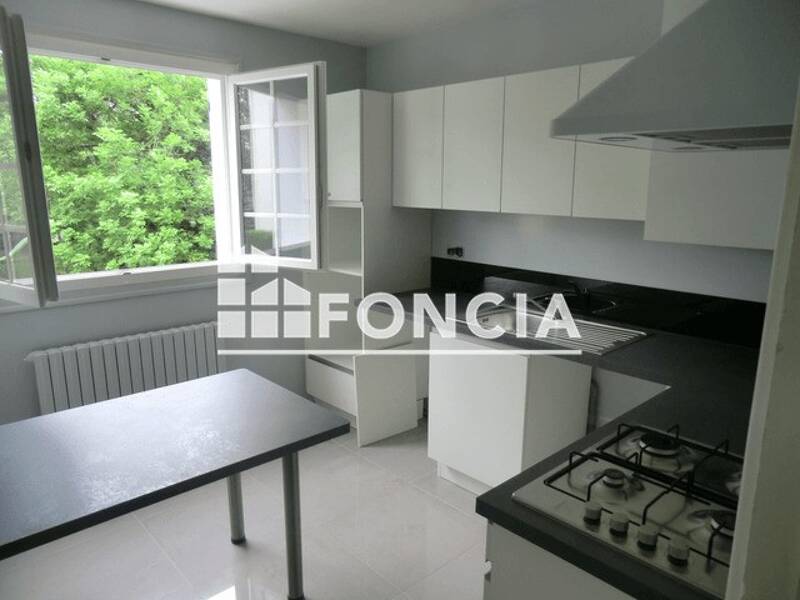 Maison à louer, 79m², LOURDES