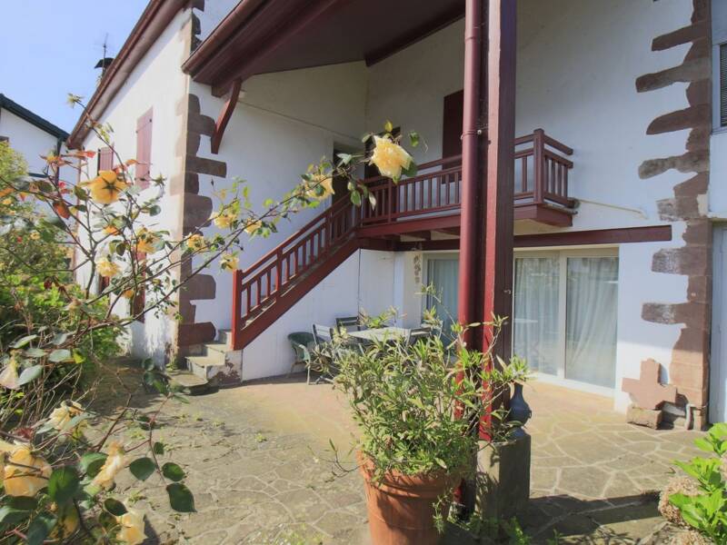 Maison à vendre, 222m², SAINT JEAN PIED DE PORT