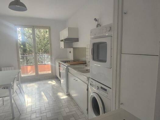 Appartement à vendre 275 000 € 2 pièces 1 chambre 69 m² Champvert-Point du Jour-Jeunet Lyon 5ème arrondissement 69005
