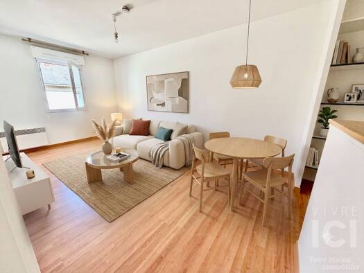 Duplex à vendre 150 640 € 2 pièces 1 chambre 35 m² Étage 2/3 Madeleine Nantes 44000