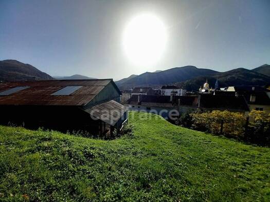 Parking à vendre 140 000 € 350 m² La Bastide-Lannedarre Lourdes 65100
