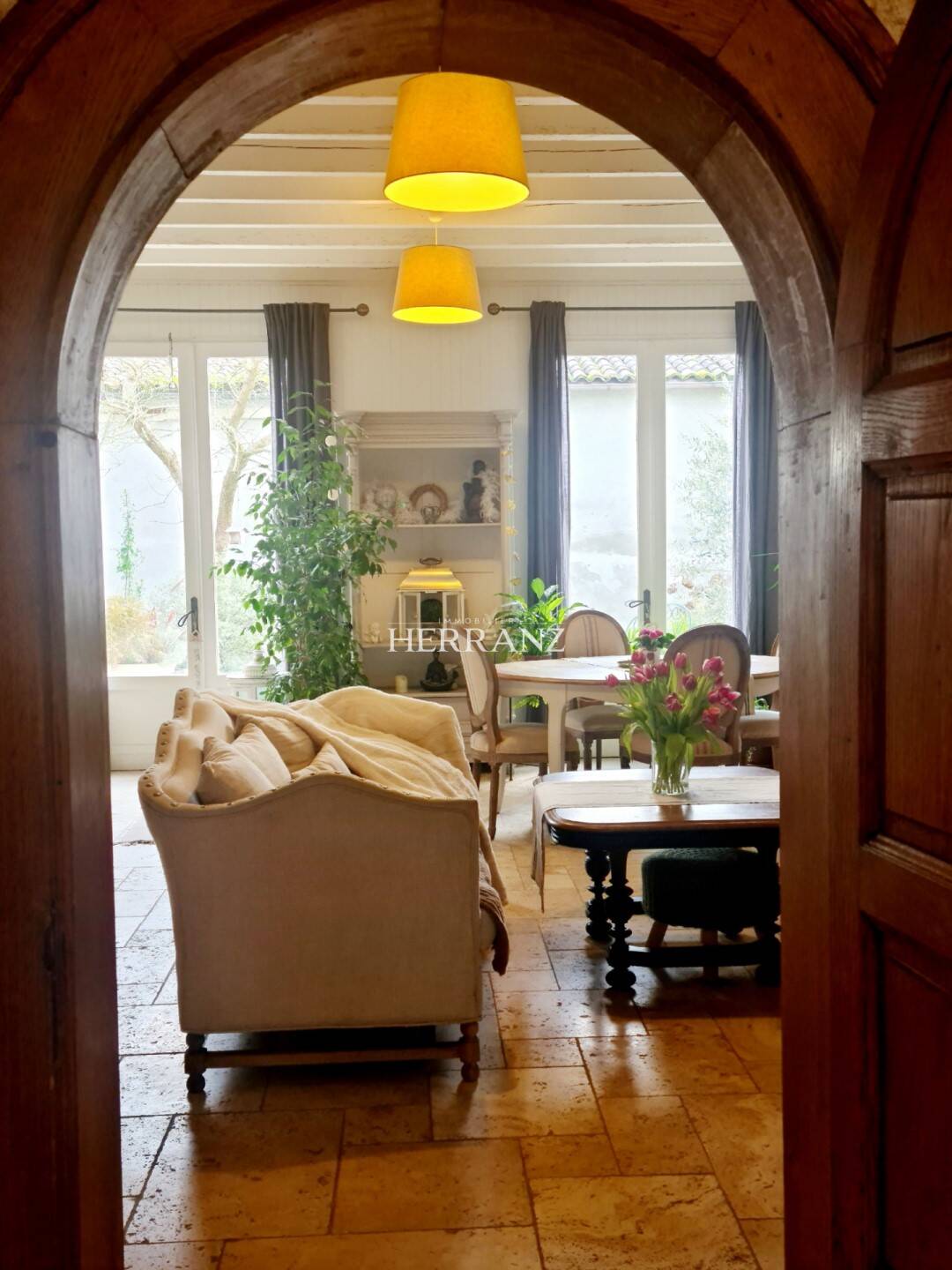 Maison à vendre, 185m², SAINT MEDARD DE GUIZIERES