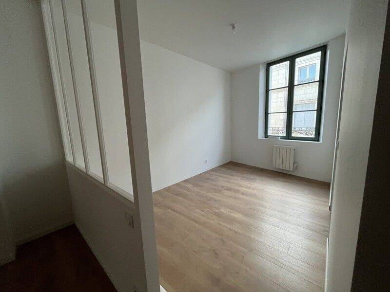 Maison à louer, 37m², BEAULIEU LES LOCHES