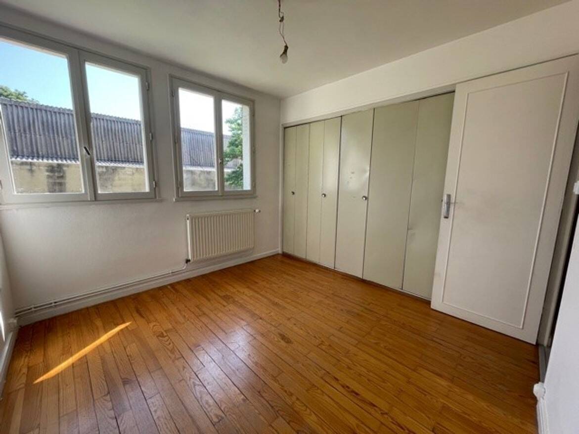 Maison à louer, 53m², SAINTE FOY LES LYON