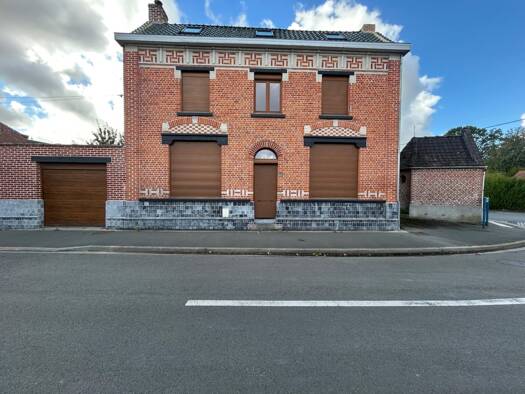 Maison à vendre 340 000 € 5 pièces 4 chambres 145 m² 306 m² de terrain Gondecourt 59147