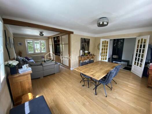 Maison à vendre 285 000 € 6 pièces 3 chambres 145 m² 755 m² de terrain Nord Est-Sud Ouest Clermont 60600