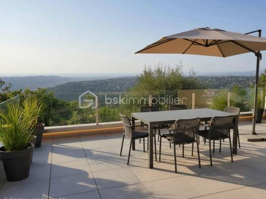 Maison à vendre 930 000 € 7 pièces 5 chambres 190 m² 3 080 m² de terrain Saint-Jeannet 06640