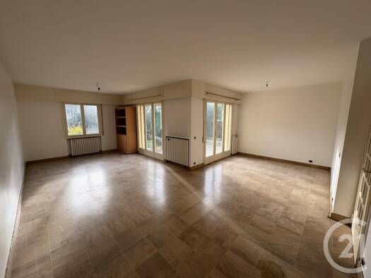 Maison à louer 1 700 € 6 pièces 4 chambres 148,2 m² 406 m² de terrain Vigneux-sur-Seine 91270