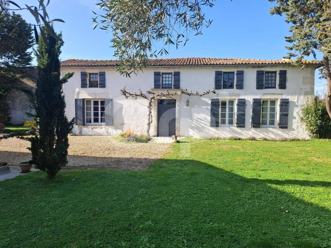 Maison à vendre, 225m², MEDIS