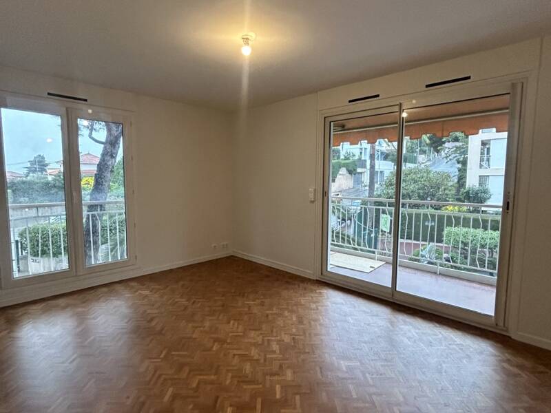 Maison à louer, 77m², NICE