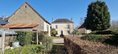 Maison à vendre 288 750 € 6 pièces 5 chambres 202,6 m² 1 925 m² de terrain Saint-Pierre-des-Ormes 72600